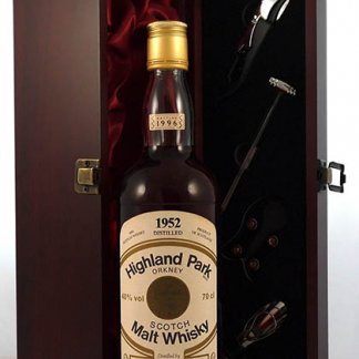 1952 Highland Park Orkney 44 year Old Scotch Malt Whisky 1952 Gordon & Macphail Bottling